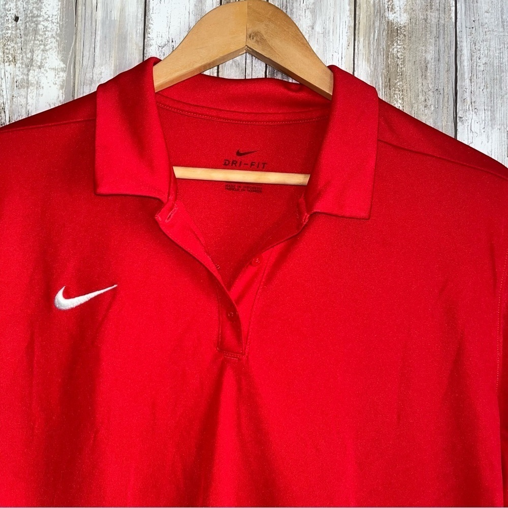 Nike Men's Red Polo Shirt - Picture 4 of 5